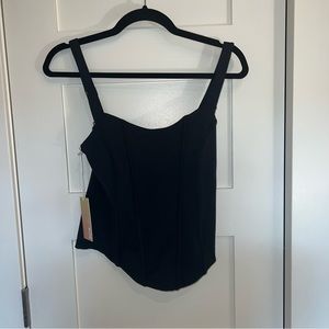 Pop flex -blogilaties brand corset style top.